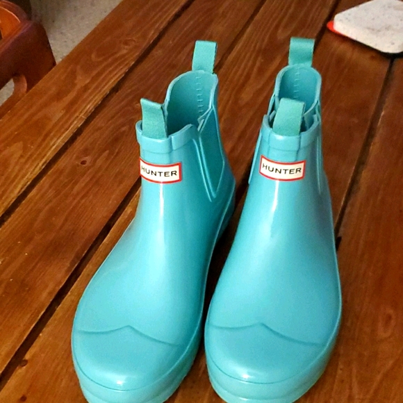NWoT HUNTER Tiffany Blue Chelsea Boot - Picture 1 of 3
